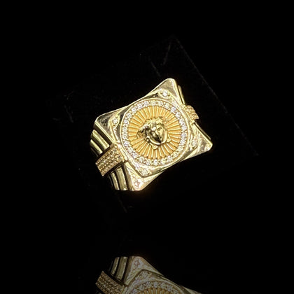 14k Gold Medusa Face Ring w Stones